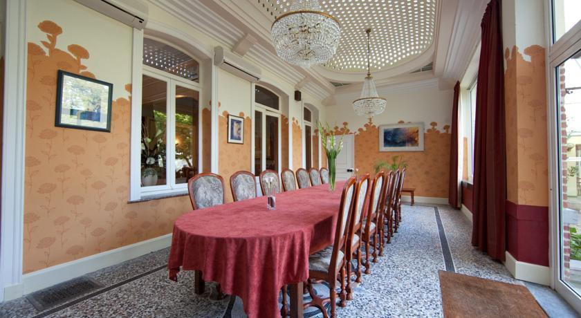 Logis Manoir De Fourcy